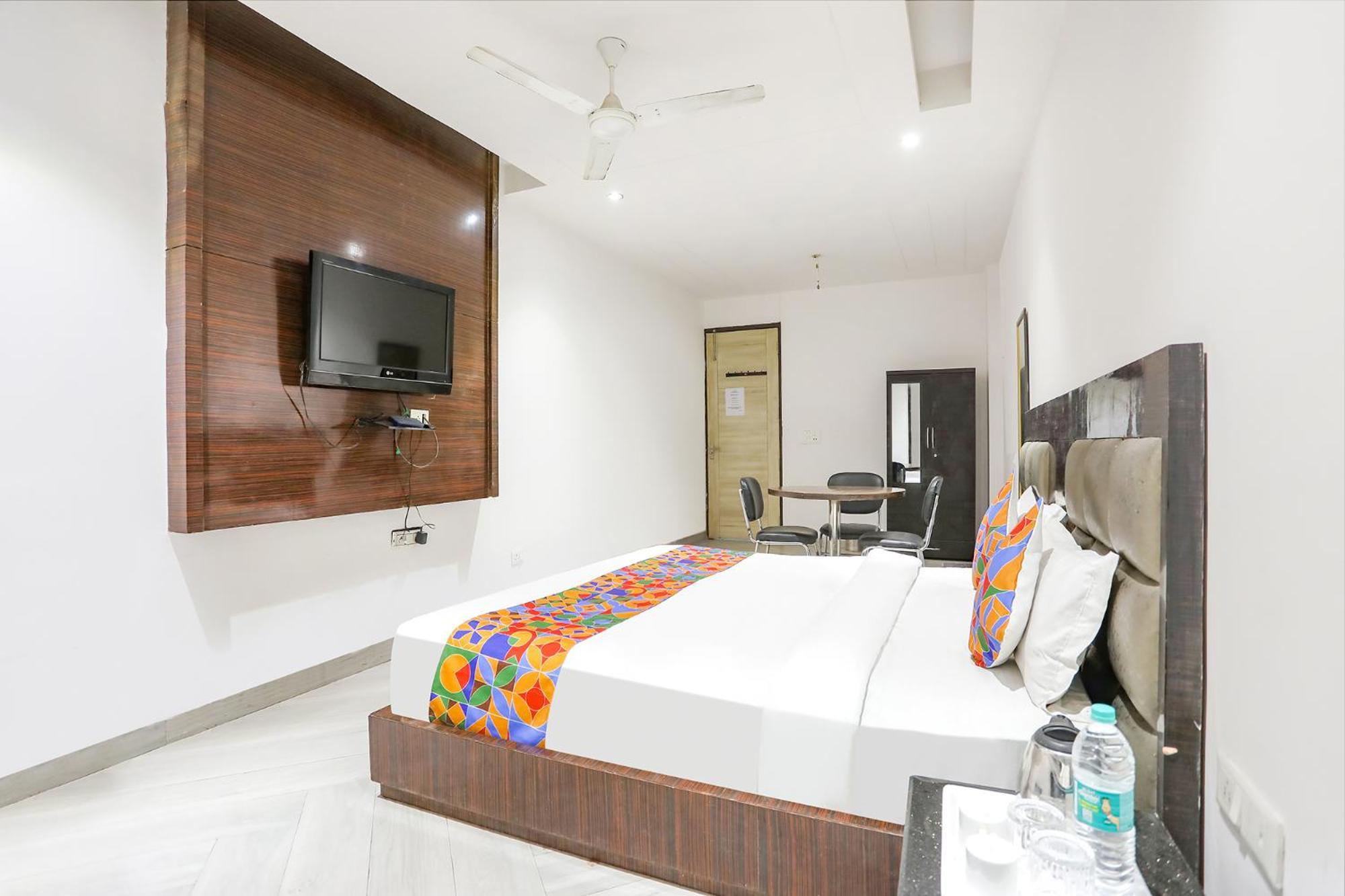 Fabexpress Lotus Palace Neu-Delhi Exterior foto
